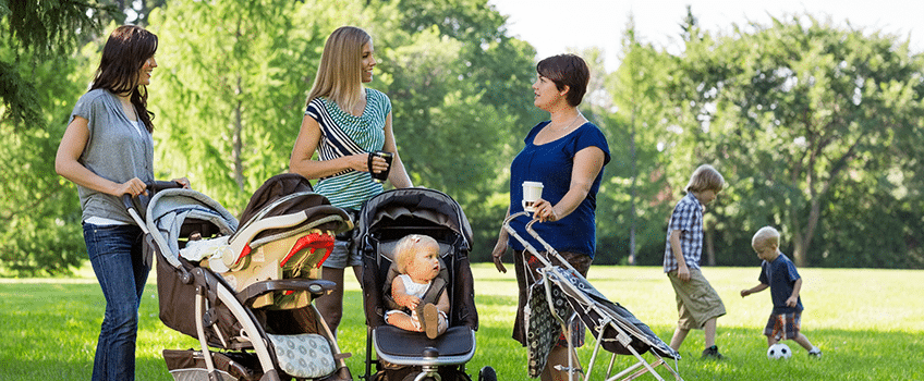 Mom Influencers talking at playdate